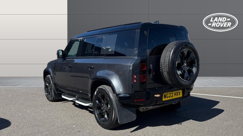 Land Rover Defender 2.0 P400e X-Dynamic S 110 5dr Auto Estate